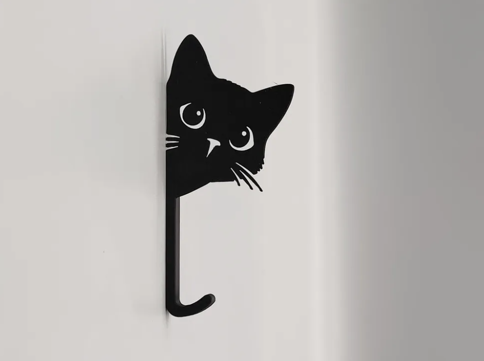 Peeking Cat Wall Hanger